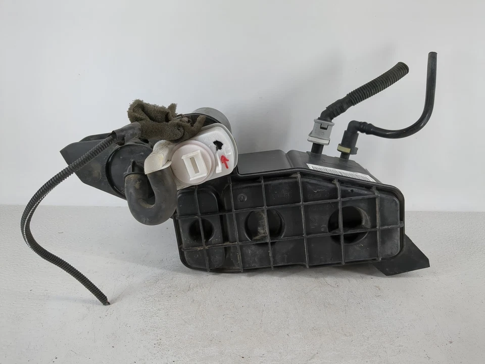 2018 Buick Rendezvous канистра с паром топлива углем J51UZ - Изображение 1 из 4