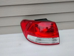 2016-2018 Kia Sorento Tail light Assembly left driver side genuine Oem nice - Picture 1 of 4