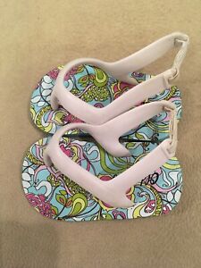 Old Navy 3 Baby Flipflops Girls Paisley Floral Multi