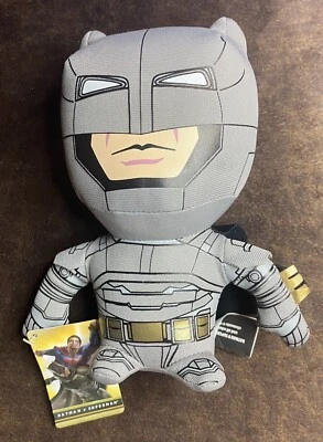 Figura de peluche Batman V Superman 7 pulgadas Batman Armor Foto 1 de 4