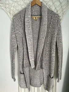 Princess Vera Wang Oversized & Comfy Fuzzy Black White Square Cardigan Size XS - Picture 1 of 6