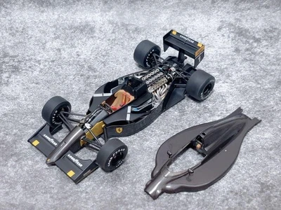 Carro de teste Ferrari escala 1/18 Exoto Alain Prost 1990 Exoto Ferrari 641/2 usado - Imagem 1 de 4