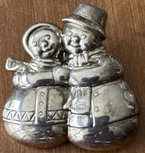 BEST Silver Plated Snowman Couple Winter Christmas Brooch Pin Pendant Snow Lady - Picture 1 of 4
