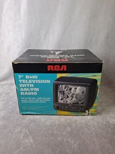 Vintage Black and White Television 7" AM FM Radio 16-3004 Portable RCA TV - Picture 1 of 12