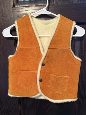 Rustic suede sherpa lined vest - boys youth small medium  Snap Buttons - Image 1 of 4