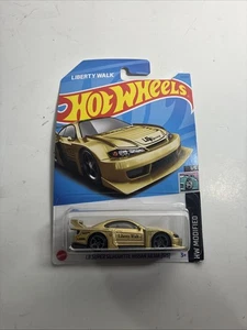 LB Super Silhouette Nissan Silvia S15 Liberty Walk Gold 2023 Hot Wheels - Picture 1 of 4