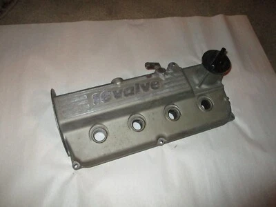 OEM 92-98 SUZUKI SIDEKICK GEO TRACKER 1.6 16V CUBIERTA DE VÁLVULA CON TAPA # 11170-57B03 Foto 1 de 3