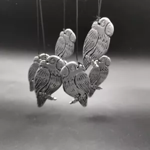 Zinn Metall Papageien Windspiel Vögel Tropisches Dekor - Bild 1 von 15