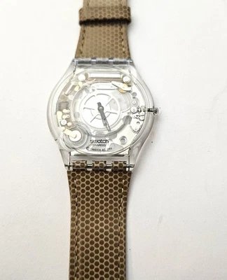 SWATCH SKIN 2004 - SFK193 - SIMPLEMENTE RETRO - Nuevo Foto 1 de 4