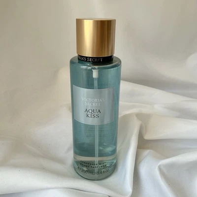 Victoria's Secret Aqua Kiss Body Mist, 250ML , 8.4oz - Image 1 of 3