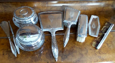 ANTIQUE 11 PIECE STERLING SILVER VANTIY SET R&B CO. 1862-1900 - Image 1 of 4