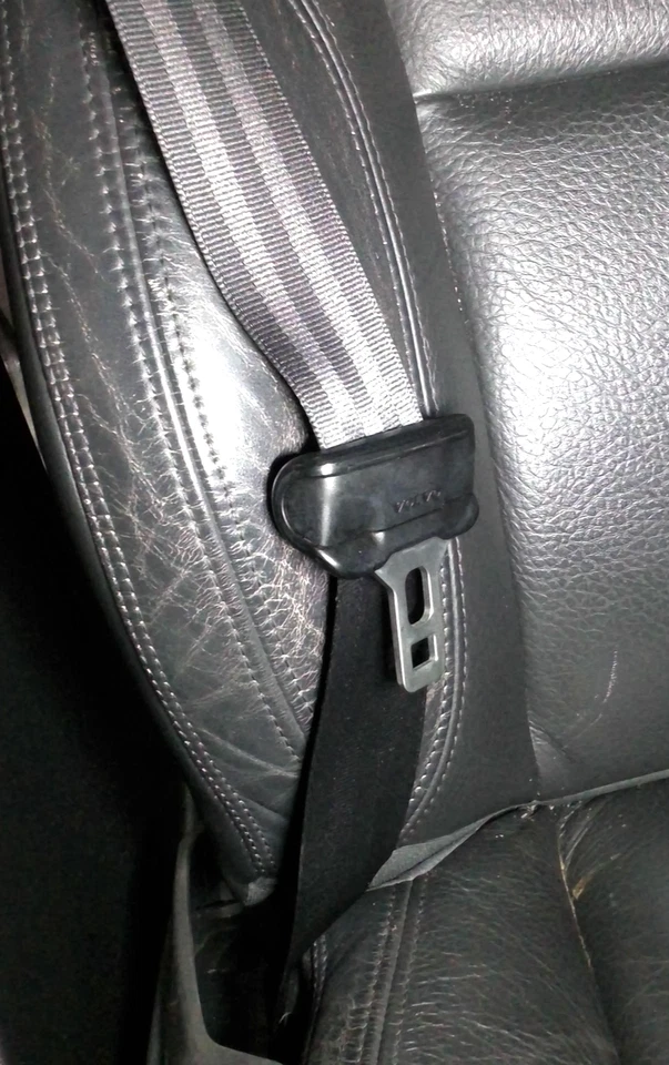 11 12 VOLVO SERIE S60 Cinturón de seguridad delantero derecho pasajero retractor negro Foto 1 de 1