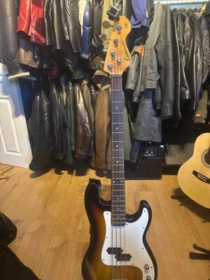 bajo encore blaster Foto 1 de 4