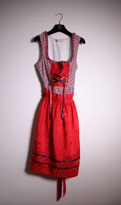 schöne trachten kleid dirndl mit Schürze Landhaus c&a🌿 - Bild 1 von 4