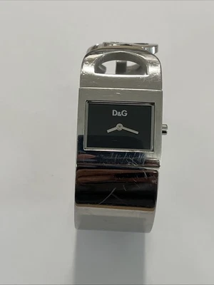 D&G Dolce & Gabbana 女士手镯手表需要全新电池 — 第 1/4 张图片