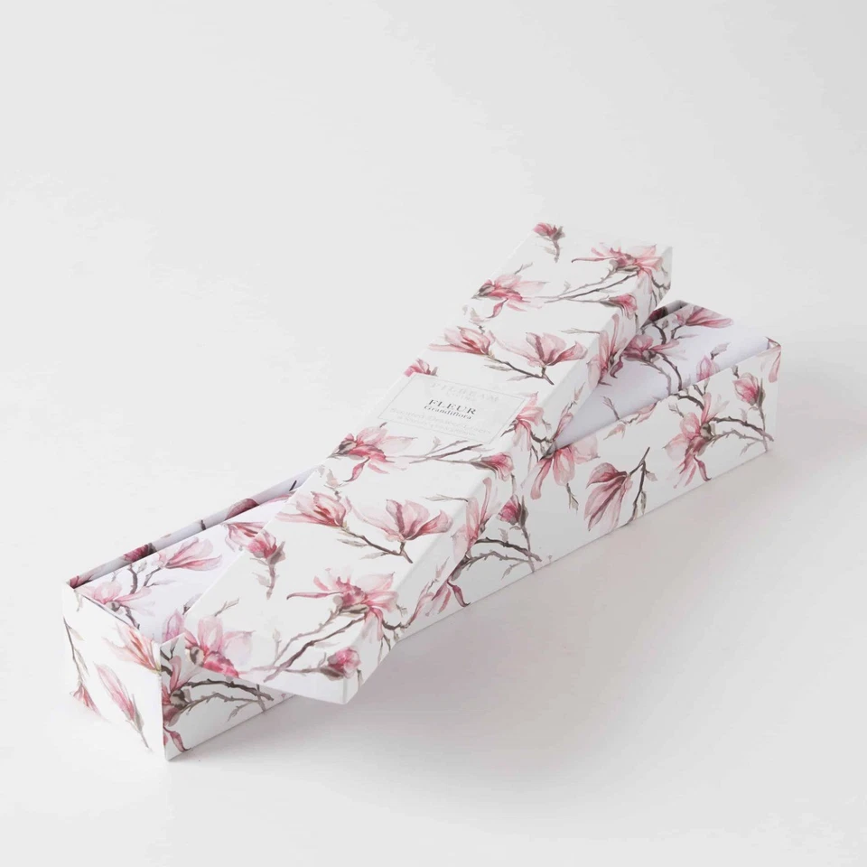 Pilbeam Living Fleur Scented Drawer Liners 6 Sheets - Image 1 of 3