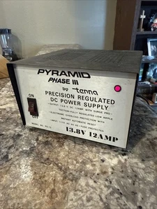 Pyramid PS-12 Phase III Regulated Power Supply 13.8V DC-12 AMP Tested - Zdjęcie 1 z 8