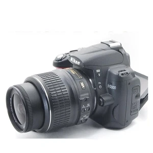 Nikon D5000 single-Lens reflex Camera w/ 1310 shots 108067 - Picture 1 of 10