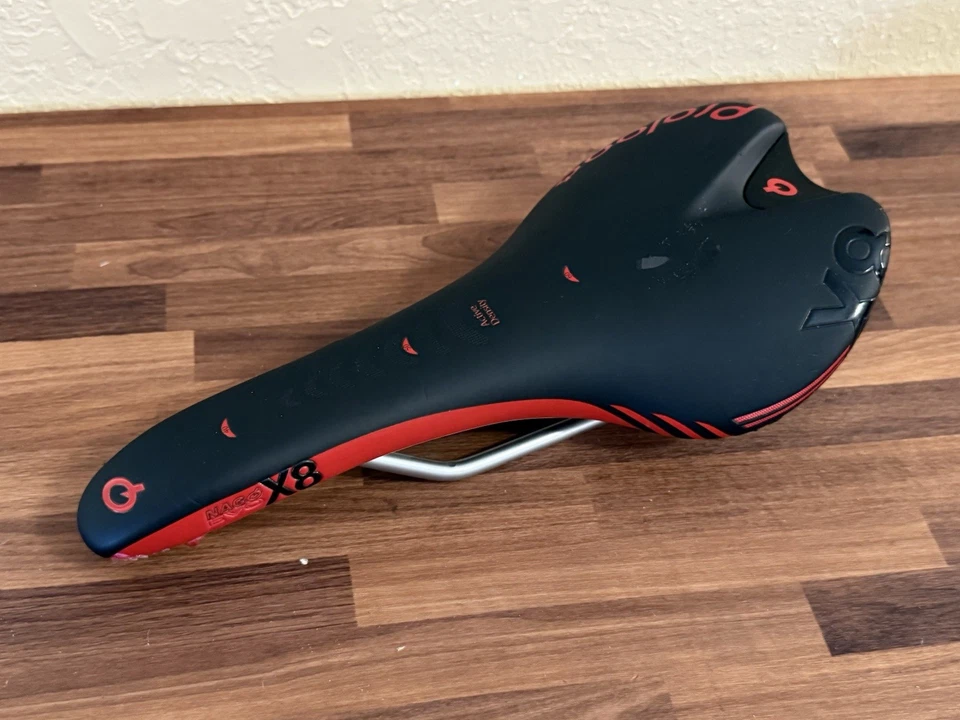 Prologo Nago Evo X8 Seat Saddle Active Density / Carbon Rails - Image 1 of 4