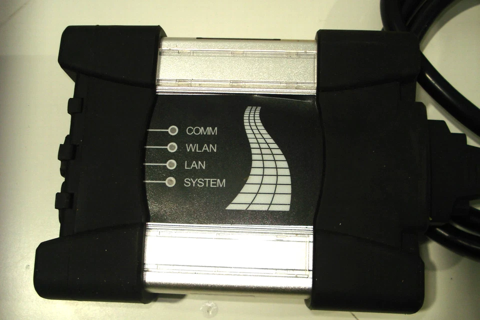 Herramienta de diagnóstico genuina BMW Icom Next A herrajes Foto 1 de 4