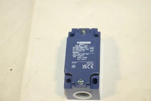 Telemecanique Sensors XCKJ-H7 Sensor Switch - Picture 1 of 4