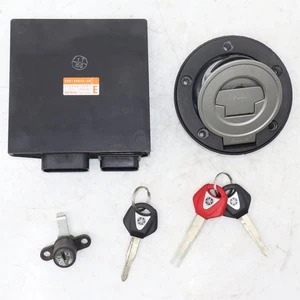 2013-2016 YAMAHA MT-09 Lockset - 1RCW82505200 - Picture 1 of 7
