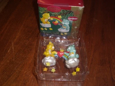 Coleção de enfeites de herança Carilton Cards Care Bears - Imagem 1 de 4