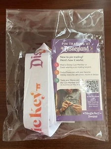 Cordón de prendedor exclusivo de Disney Magic Key Holders 2025 - Imagen 1 de 1