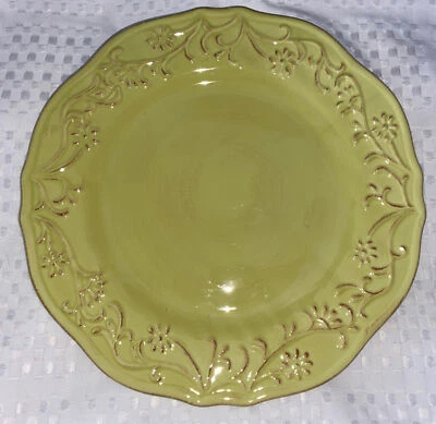 Juego/4 222 Quinto ~Pequeño Floral~ Platos de Ensalada Verde 8 1/2""; Rústico, ECU en Relieve Foto 1 de 4