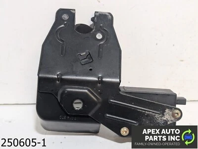 Actuador de cierre de tapa de maletero trasero OEM BMW 745I 2002-2005 4,4 L sedán Foto 1 de 4