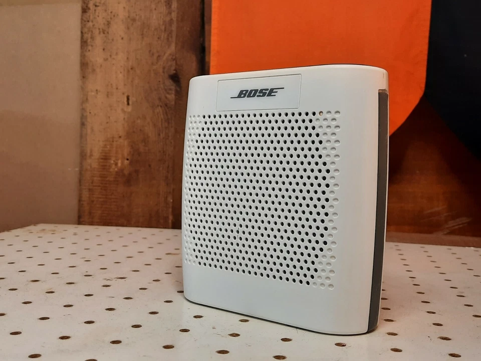 Bose Soundlink Color / Bluetooth Lautsprecher  - Bild 1 von 4