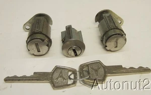 1960 1961 Dodge and Plymouth Lock set ignition 2 door locks with Futuristic keys - Picture 1 of 3