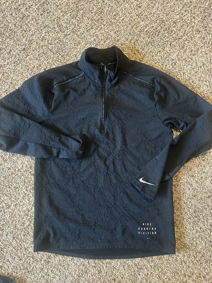 Nike Running Division atlético abstrato médio ótimo estado - Imagem 1 de 4