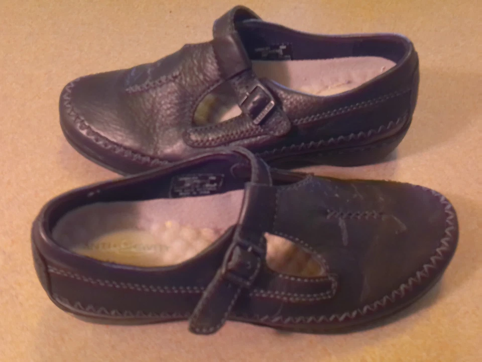 Eastland Mary Jane Zapatos de Cuero Negro Cómodos Plantillas Antigravedad Talla 6M Foto 1 de 4