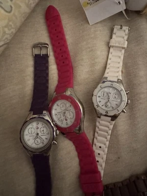 Reloj para mujer Michele rosa tahití 100 diamantes (0,47 quilates en peso) correa de cerámica rosa Foto 1 de 4