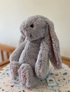 Jellycat Bashful Silver Blossom Bunny Original Design, Medium, *BNWT* - Picture 1 of 9