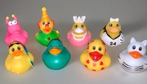 8 patos de goma: payaso, reina, animadora, surfista, corazones +~ Jeep Cruise Duckies - Imagen 1 de 2