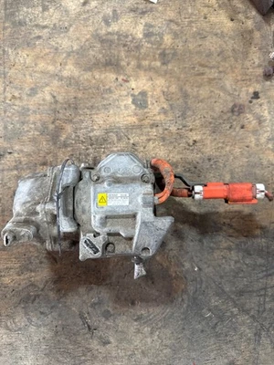 2012-2015 TOYOTA PRIUS VIN DU DP Air Conditioning A/C AC Compressor OEM - Image 1 of 4
