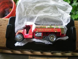 Matchbox 1923 GMC Mack Water Tanker Firetruck YFE11, Yesteryear Vtg NIB 1993 - Picture 1 of 5