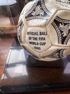 Balón Mundial de Fútbol 1990 - Imagen 1 de 3