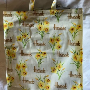 Harrod’s Knightsbridge Daffodil PVC Canvas Shopper Tote Vintage Rare HTF Print - Picture 1 of 4