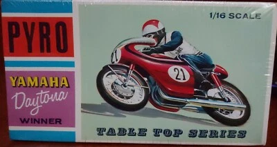 PYRO YAMAHA Motorcycle DAYTONA WINNERS 1/16 scale, sealed, 1960s, NIB (15B) - Image 1 of 3
