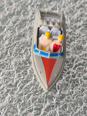 Galoob H0 Micro Machines Boot + 2 Sitzende 1991  ohne OVP/J-192 - Bild 1 von 4