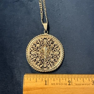 925 Sterling Silver Large Fleur-de-Lis Pendant On 30” Figaro Chain - Picture 1 of 10