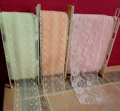 Lote De Colección De Varios Encajes Rosa Melocotón Blanco Off White - Perno Grande Foto 1 de 4
