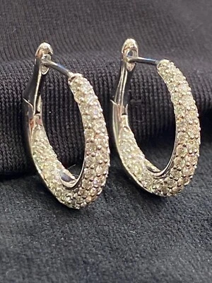 1.80 TCW Round Brilliant Cut Diamonds Three-Row Hoop Earrings In 750 18K Gold - Image 1 of 4