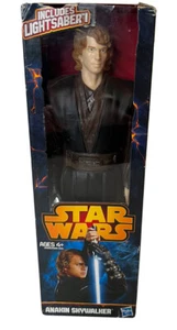 Star Wars Hasbro Anakin Skywalker 2013 Actionfigur 12" mit Lichtschwert Neu in Box - Bild 1 von 2