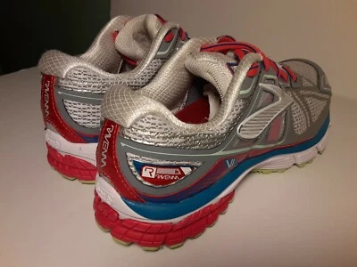 Brooks Ravenna 6 Women Sz 7.5 Comfort Running Shoes Low Top WORN A FEW TIMES  - Image 1 of 4