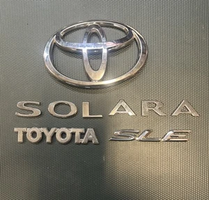 2003-08 Toyota Solara Trunk Hatch Emblem Badge Logo Lot - Picture 1 of 18
