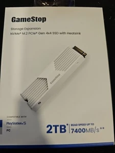 2 TB NVMe M.2 PCIe Gen 4x4 SSD w/ Heatsink for PS5/PC 7400MB/s Gamestop Memoey - Afbeelding 1 van 2
